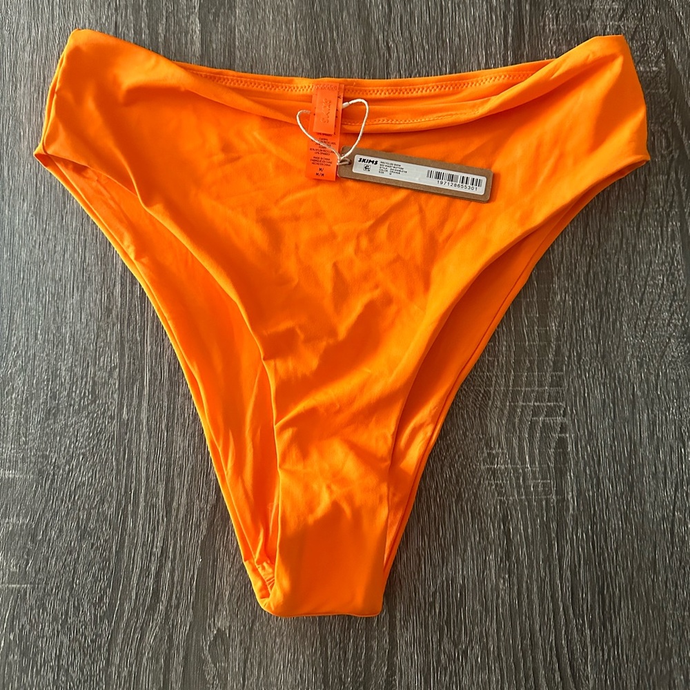 Skims swim mid waist bottoms
